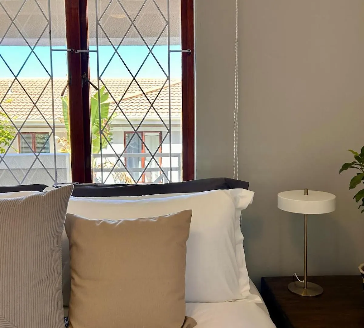 38 St James Terrace - Modern Seaside Gem 0*,