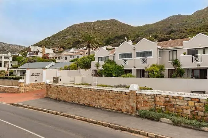 38 St James Terrace - Modern Seaside Gem